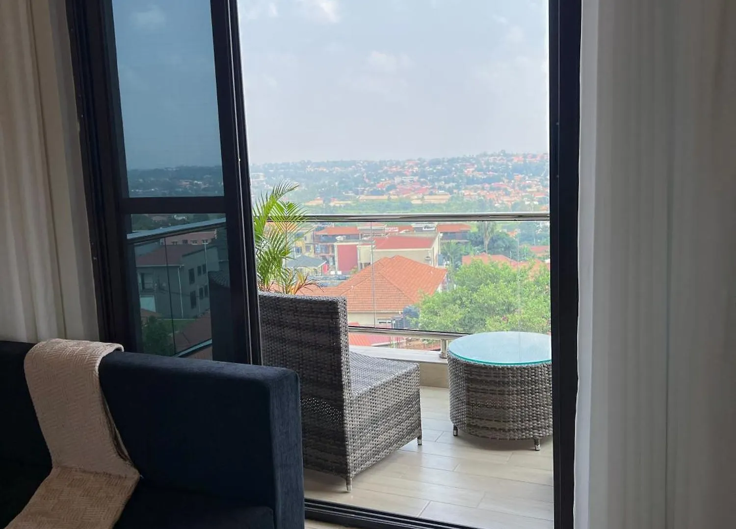 Winter House Apartman Kampala 0*,